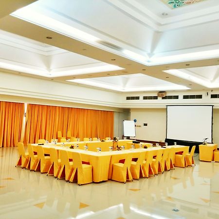 เมอร์เคียว รีสอร์ต ซานูร์ Hotel ภายนอก รูปภาพ
