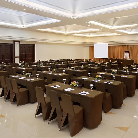 เมอร์เคียว รีสอร์ต ซานูร์ Hotel ภายนอก รูปภาพ