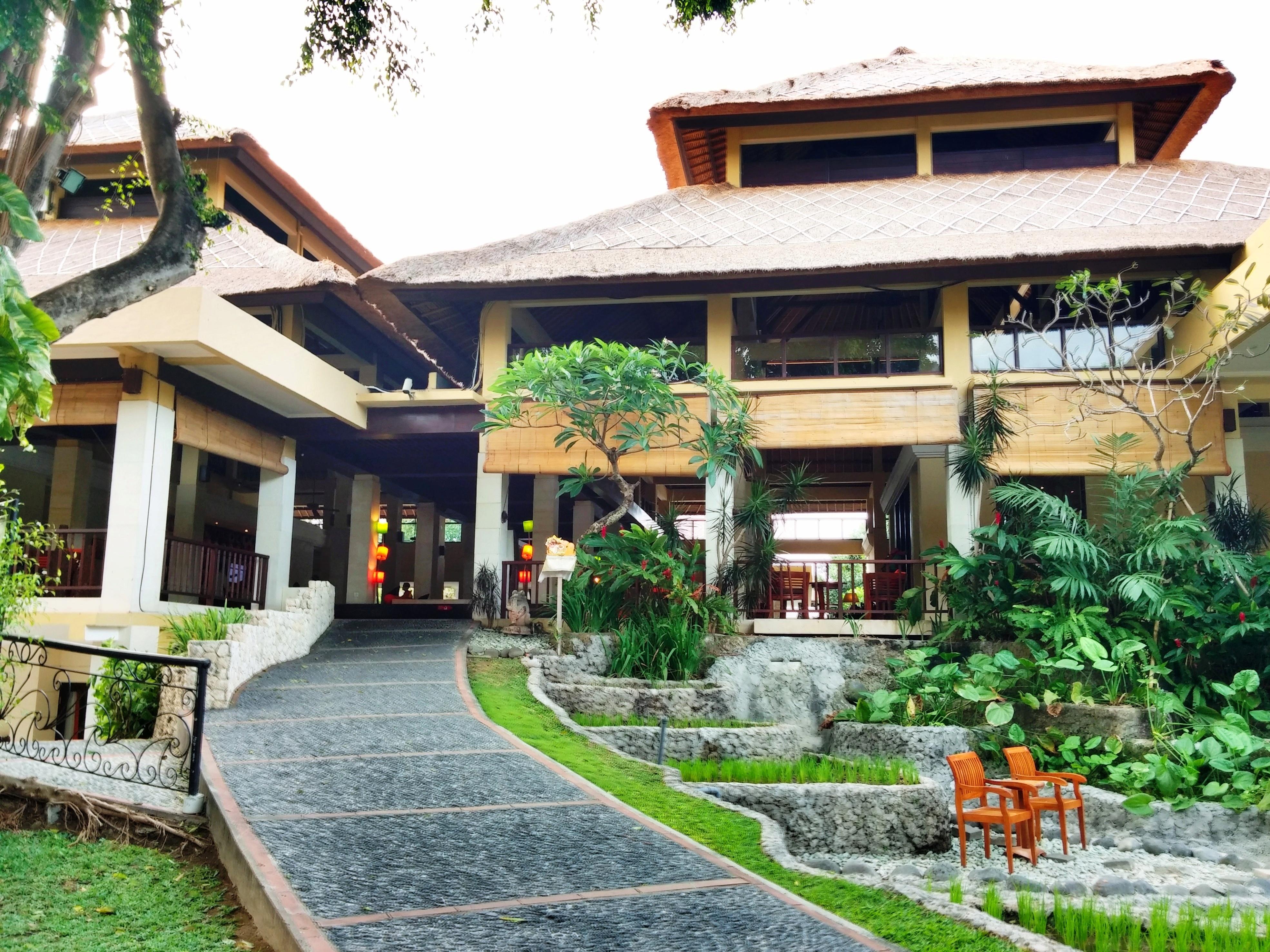 เมอร์เคียว รีสอร์ต ซานูร์ Hotel ภายนอก รูปภาพ