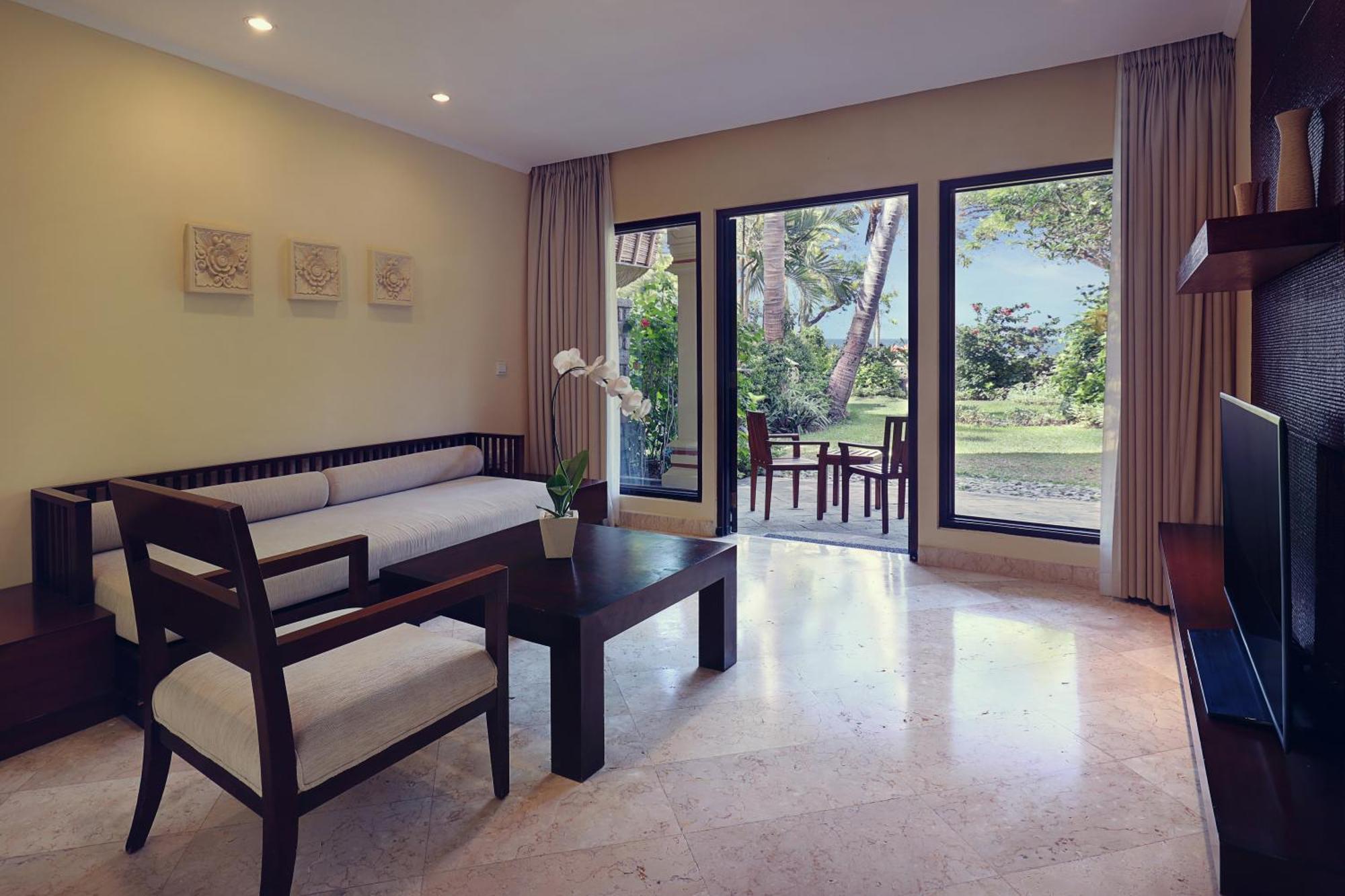 เมอร์เคียว รีสอร์ต ซานูร์ Hotel ภายนอก รูปภาพ