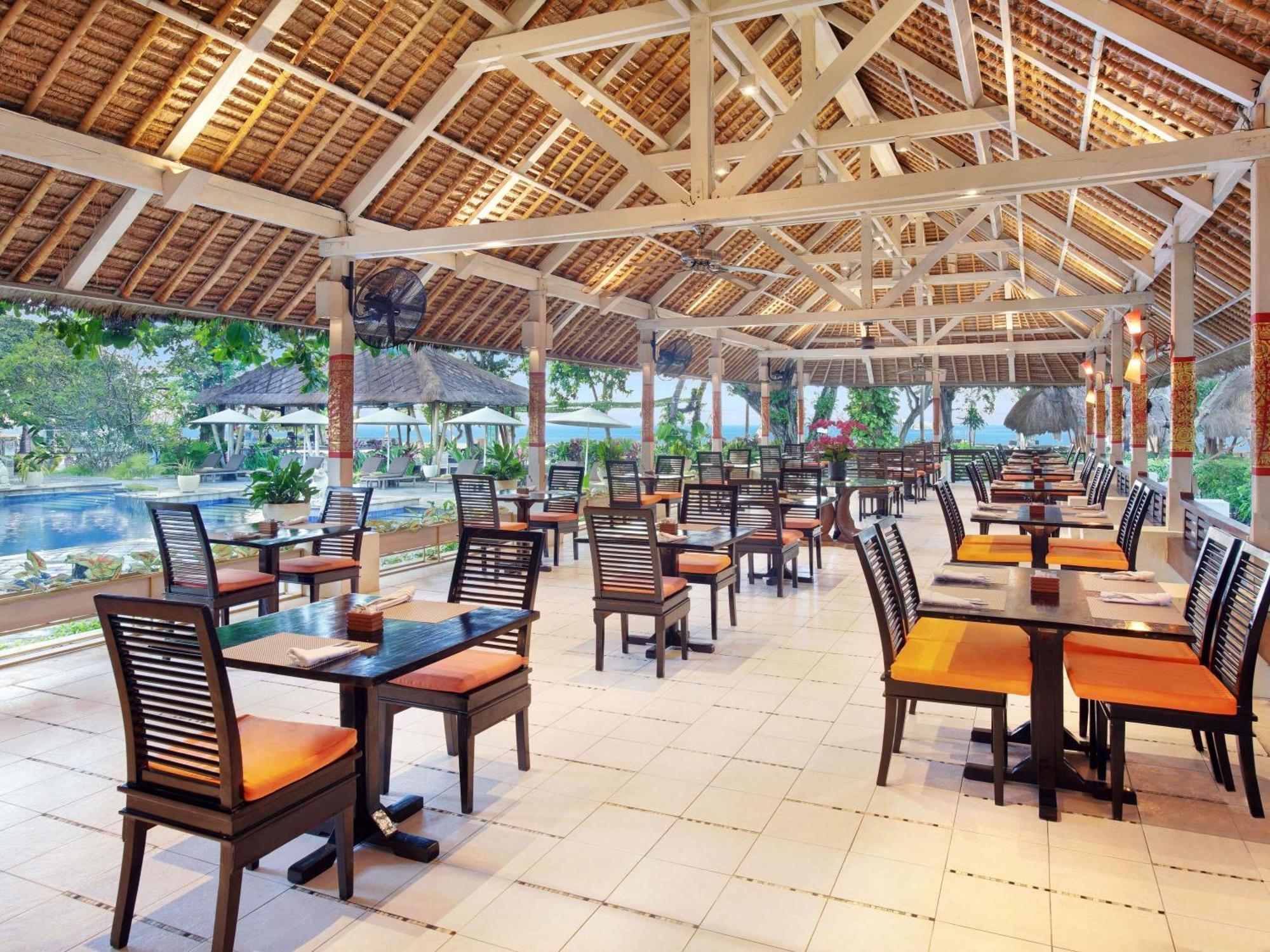 เมอร์เคียว รีสอร์ต ซานูร์ Hotel ภายนอก รูปภาพ