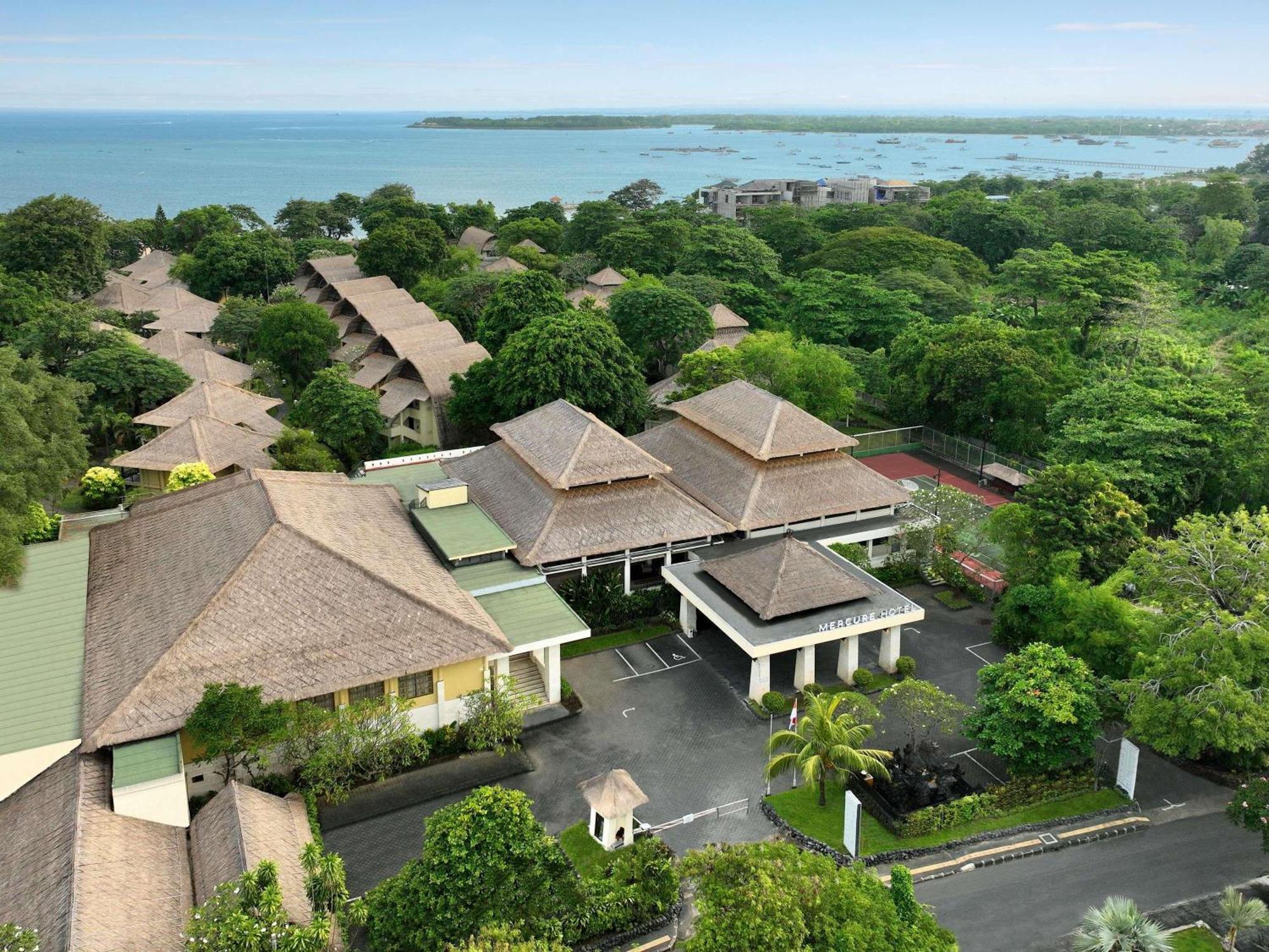 เมอร์เคียว รีสอร์ต ซานูร์ Hotel ภายนอก รูปภาพ