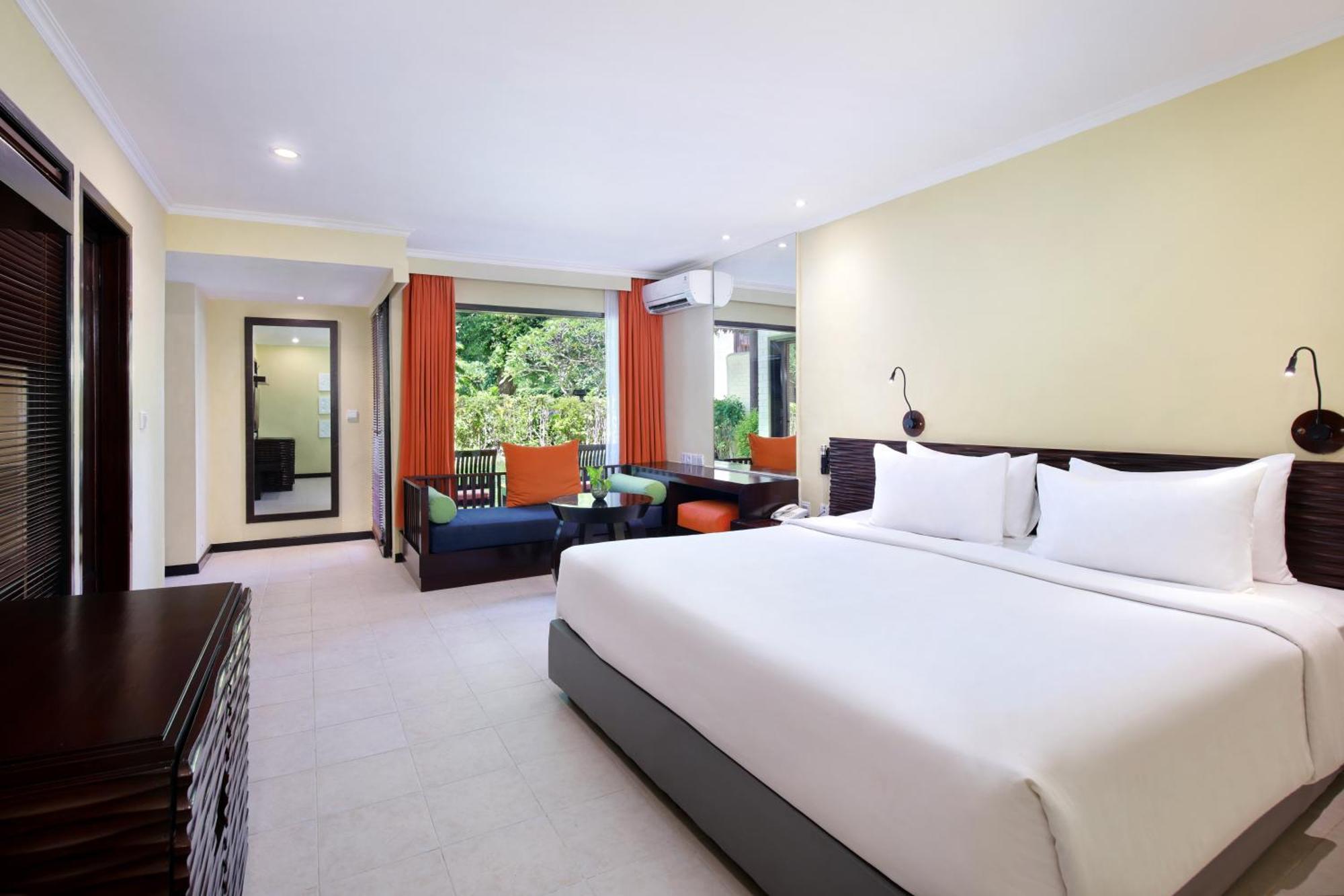 เมอร์เคียว รีสอร์ต ซานูร์ Hotel ภายนอก รูปภาพ