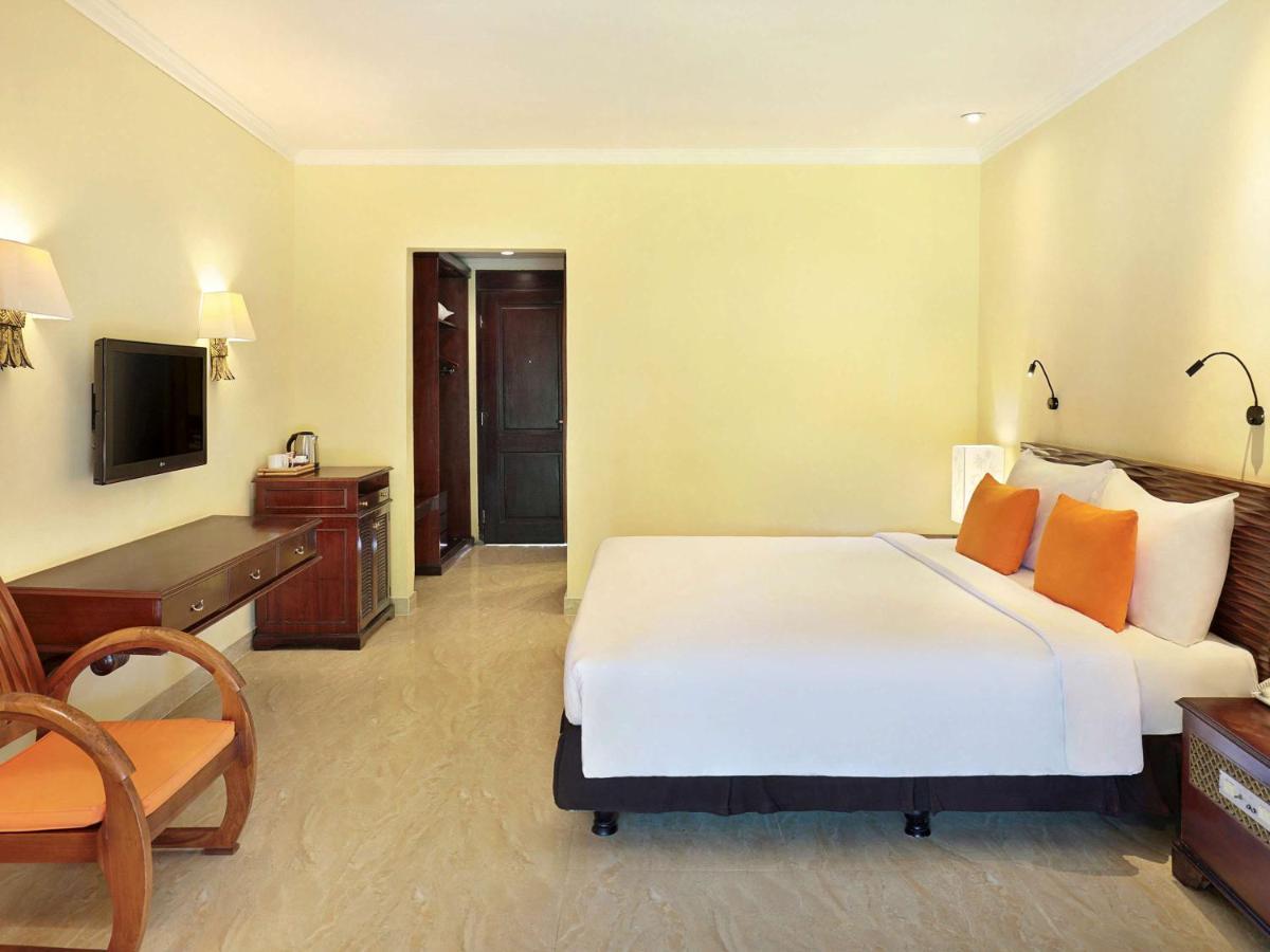 เมอร์เคียว รีสอร์ต ซานูร์ Hotel ภายนอก รูปภาพ